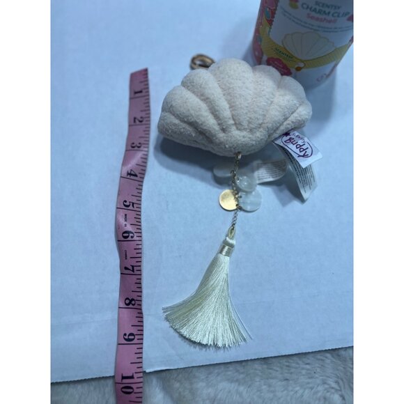 Scentsy Seashell Charm Clip With Tassel - Picture 5 of 7